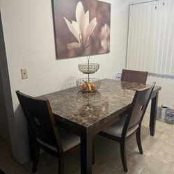 Dining set with 4 chairs- Moving sale