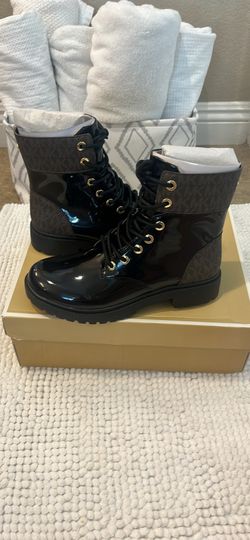 Michael Kors Women’s Boots