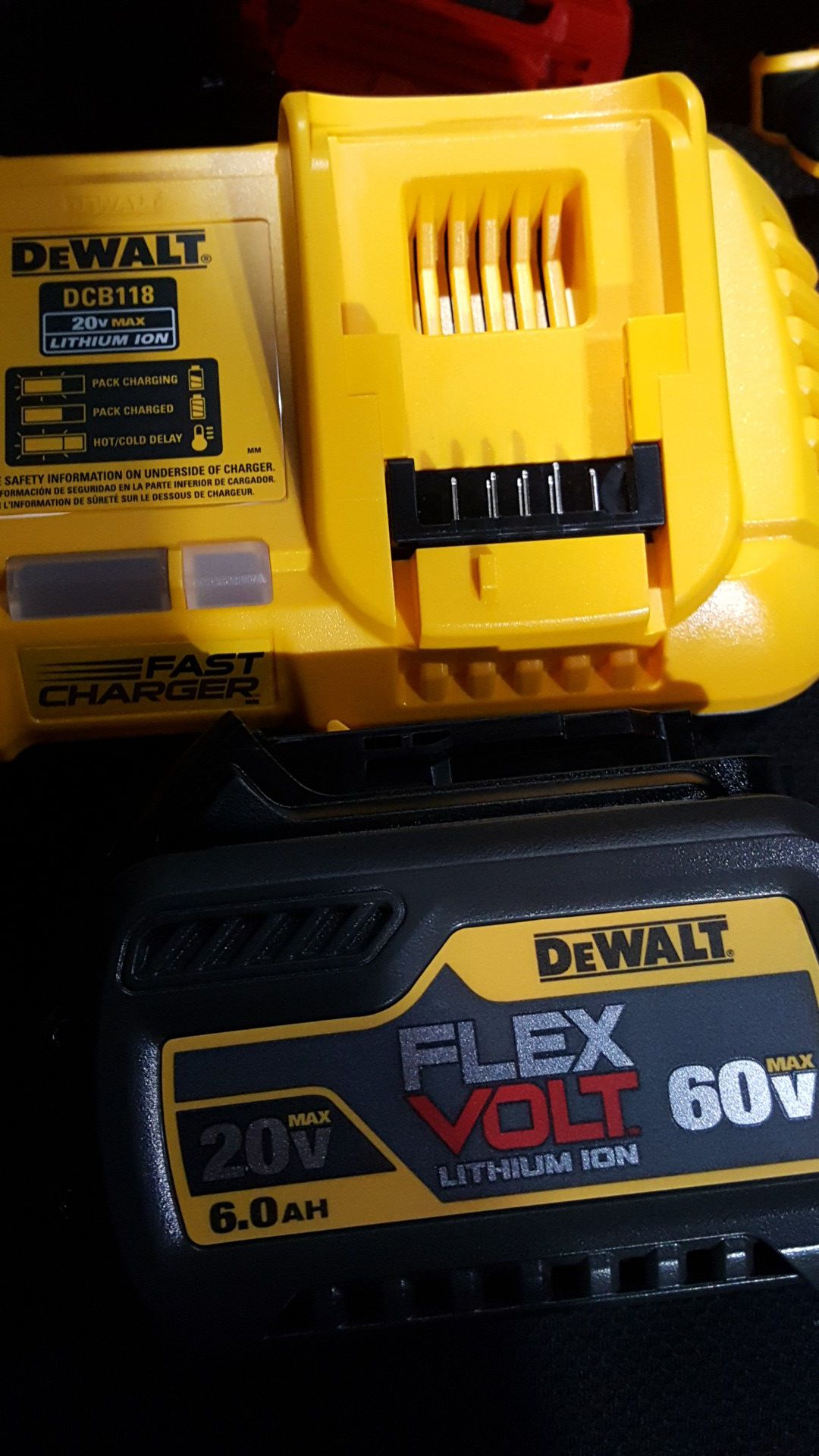 Dewalt flex volt 60v battery and fast charger