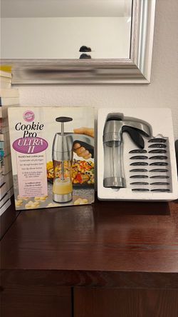 Wilton Cookie Pro Ultra II Cookie Press