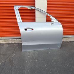 2023-2024 MERCEDES BENZ GLC300 RIGHT DOOR OEM