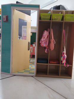 American Girls Doll School