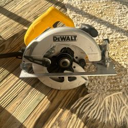 DeWalt Circular Saw
