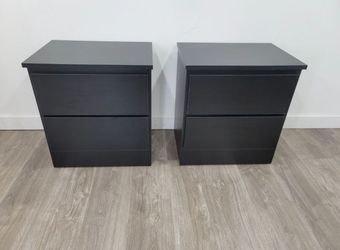 Nightstands-Mesitas de noche