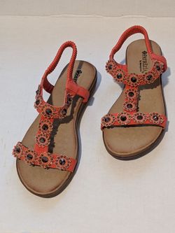 Patrizia Talitha  T-Strap Summer Coral Sandals By Spring Step Sz 8.5i