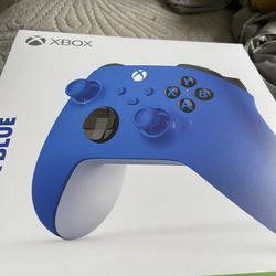 Blue Wireless Xbox Controller 