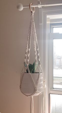 Macrame plant hanger ( without plant )