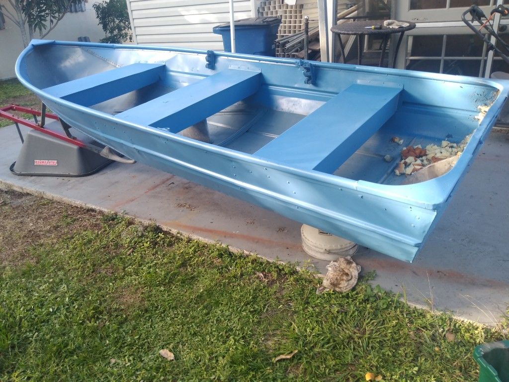 12 ft Aluminum Boat Can Deliver