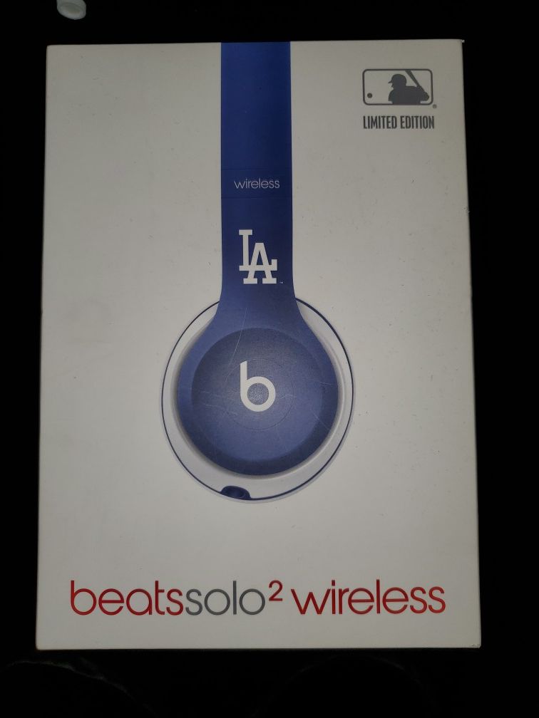 Beats solo2 wireless LA limited edition