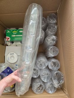 Tossware plastic wine glasses, 14 oz