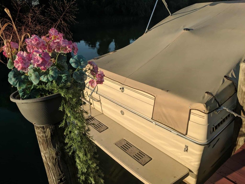 1986 Sea Ray Sundancer 268