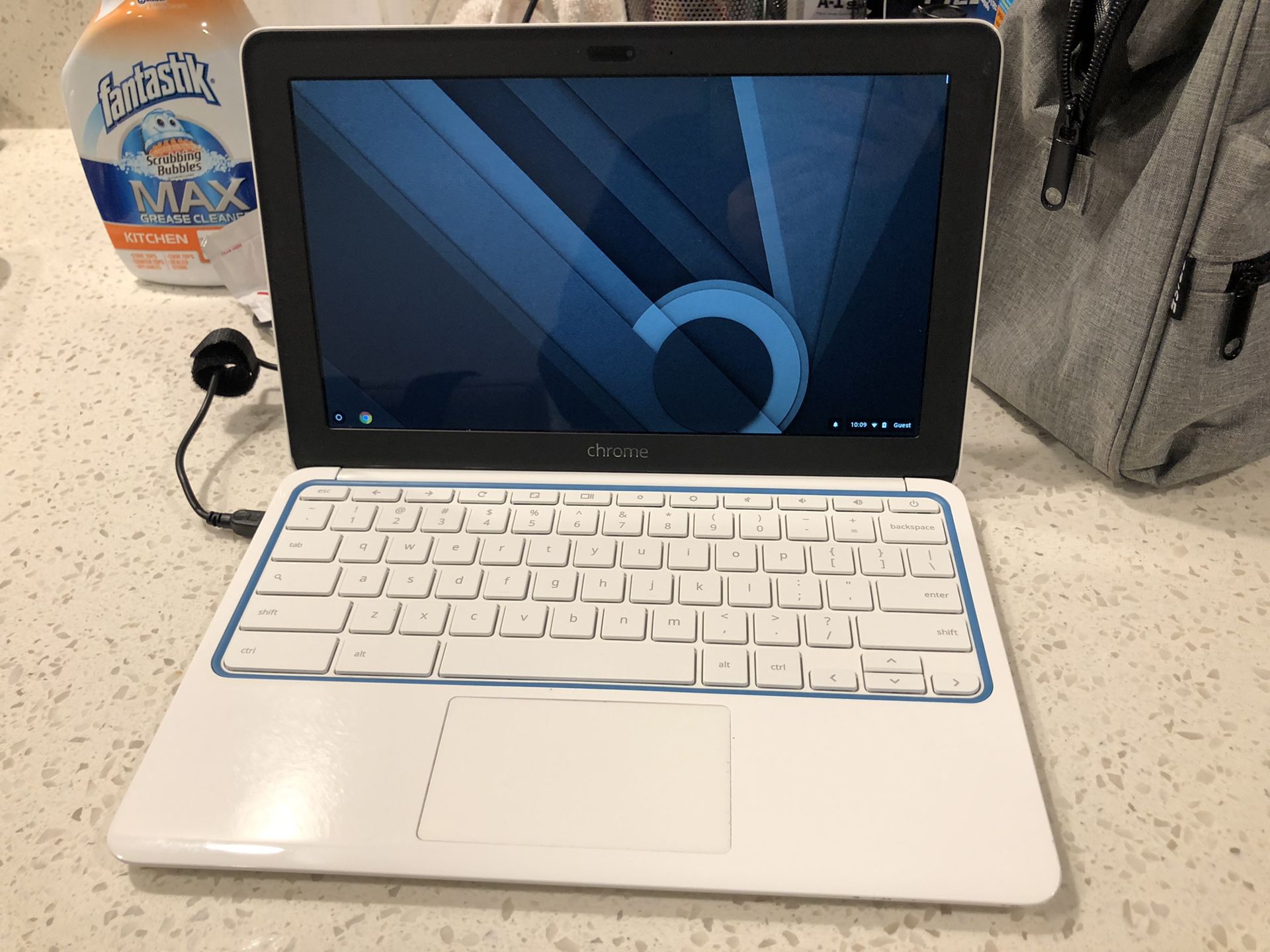 HP Chromebook 11-1101 2GB laptop