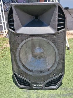 ION brand PA speaker,   Extreme It is a high-power Bluetooth 15-inch