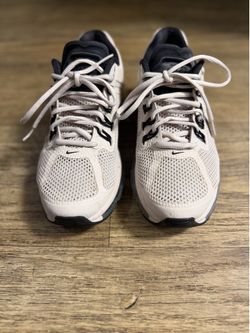 NIKE AIR MAX 2013 Desert Sand Color way