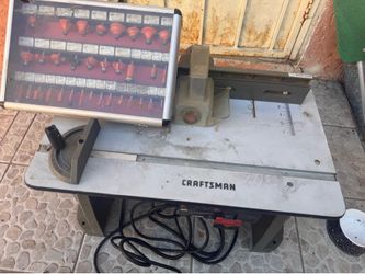 Craftsman Router table with bits