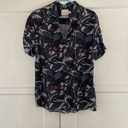 Men’s Shirt. Size Medium Slim Fit.