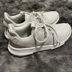 Adidas Cloud foam Shoes 