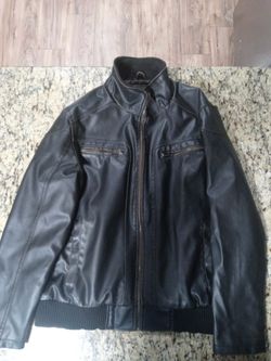 Guess 100% Genuine leather from Wilsons leather. Brown mens size XL