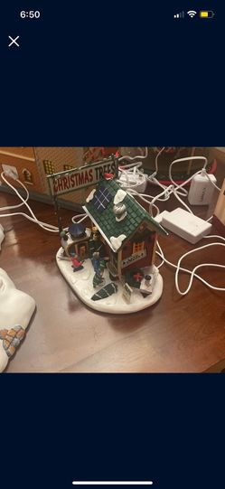 Brand: Lemax Village Collection 5.0 5.0 out of 5 stars 8 Reviews Lemax Village Collection Tiny House Tree Lot, B/O (4.5V) #25901