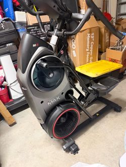 Bowflex Max tráiner M8