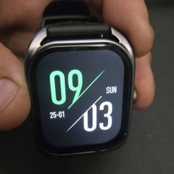 Smartwatch Fitness Tracker – Heart Rate, Sleep, Phone Calls – Charger Included