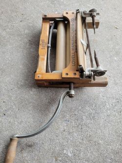 Antique clothes ringer