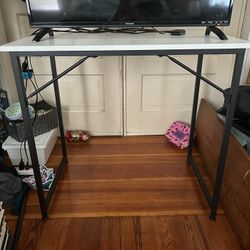 simple desk