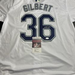 Logan Gilbert Autographed Jersey