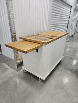 Mini pancake or appetizer cart