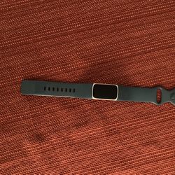 Fitbit Charge 5