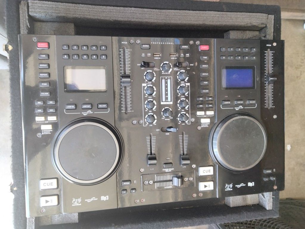 Edison Scratch 2500 Pro CD / DJ System Dual
