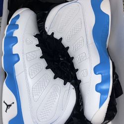 BRAND NEW! UNC Jordan 9 (Size 11)