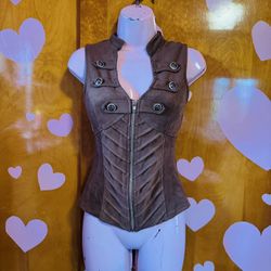 Woman’s Size M Shirt