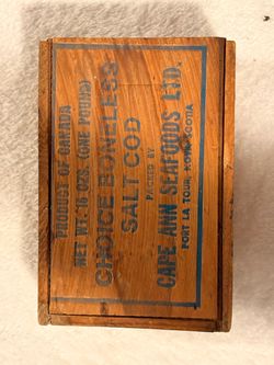 Antique Vintage Cape Ann Seafoods Boneless Salt Cod Wood Box Nova Scotia Sliding Lid