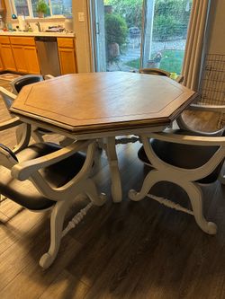 Kitchen table