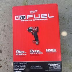 Milwaukee 18v Fuel Midrange Impact Wrench 1/2  Brand New Tool Only 
