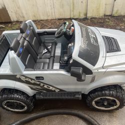 Power Wheels Ford Raptor