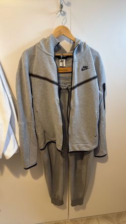 Nike Tech Suit
