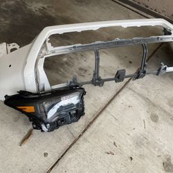 2025 Toyota Tacoma Bumper Taillight Used Oem 