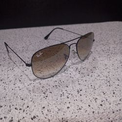 Ray Ban Sunglases