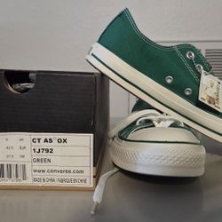 Converse CHUCK TAYLOR'S ALL STAR - Green Size M9/W11 - BNIB