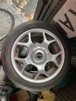 16” MINI Cooper wheel (1)