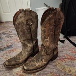 Cross Boots