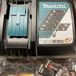 MAKITA 18v FAST CHARGER