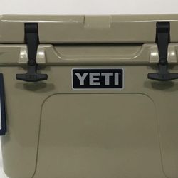 YETI Roadie 20 Cooler W/ Handle  