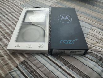 Motorola Rzar plus 2024 / 256 GB T-Mobile UNLOCK FACTORY