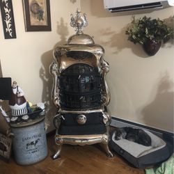 Late 1800 Parlor Stove