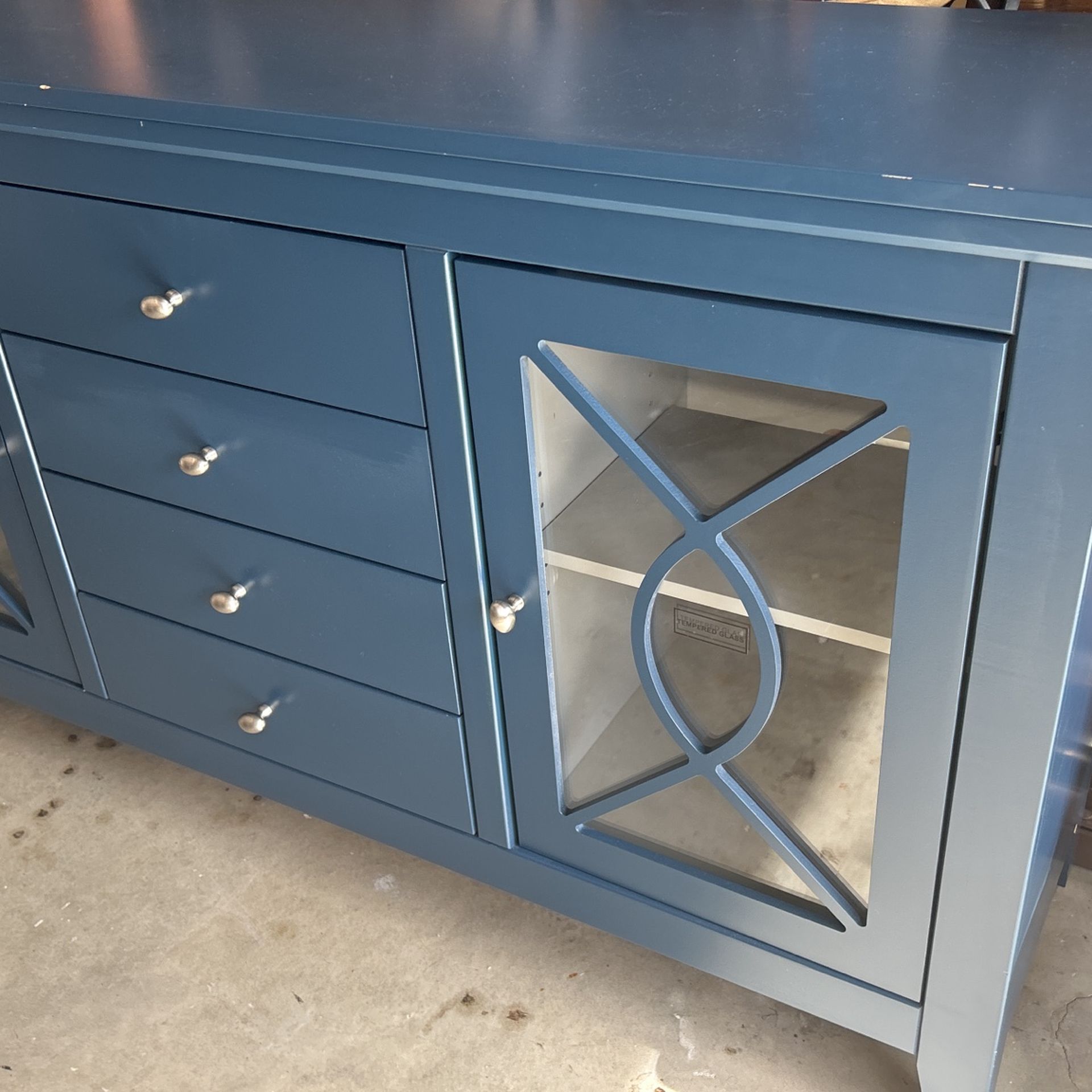 Tv Console for Sale in Boca Raton, FL - OfferUp