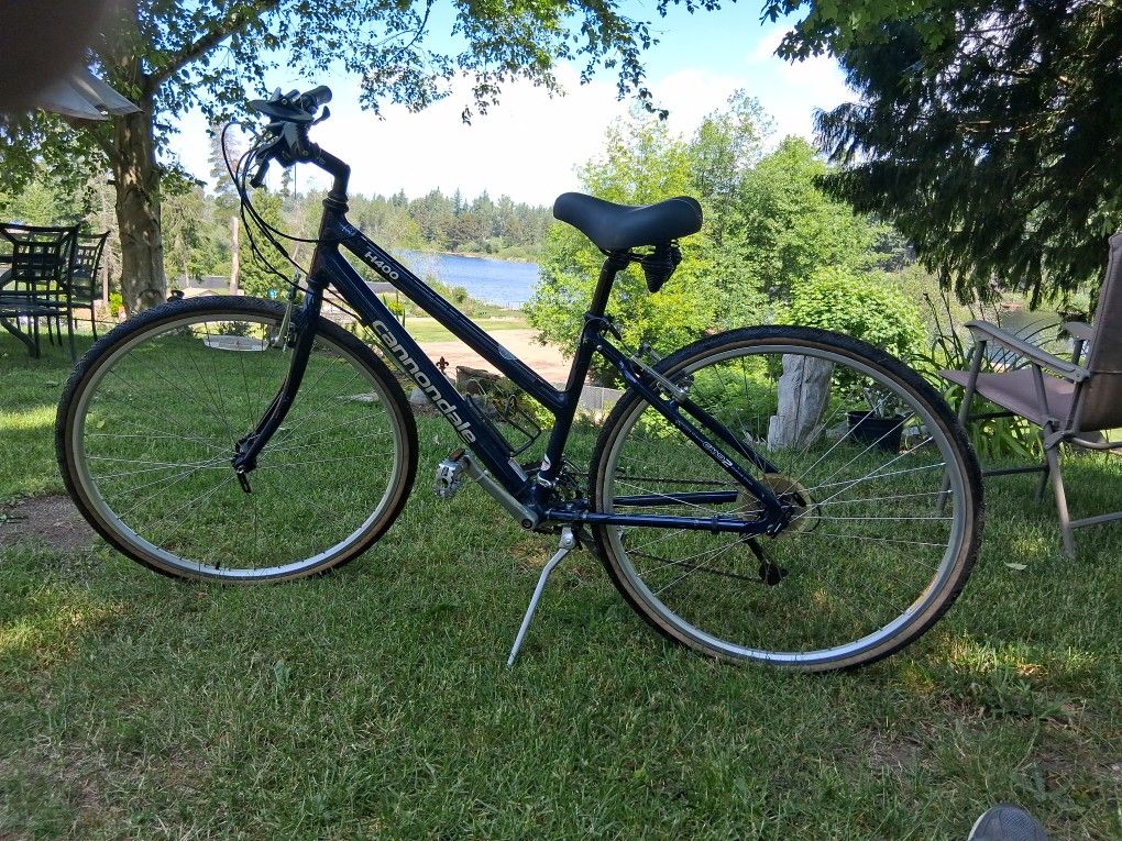 Cannondale H400 Street Bike