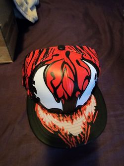 Carnage fitted hat